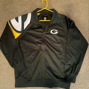 Never worn! Men’s zip up Packer Jacket